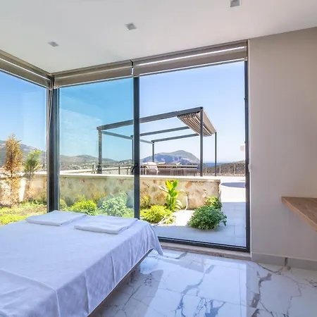Sleeps 10 With Pool Air Con And Wifi Kalkan