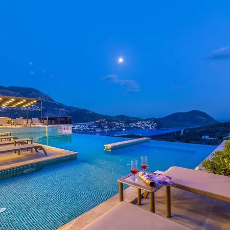 Sleeps 10 With Pool Air Con And Wifi *